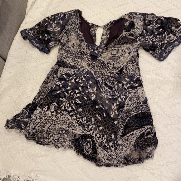 Free People Dress Boho Print Mini Cold Shoulder XS - Picture 9 of 10